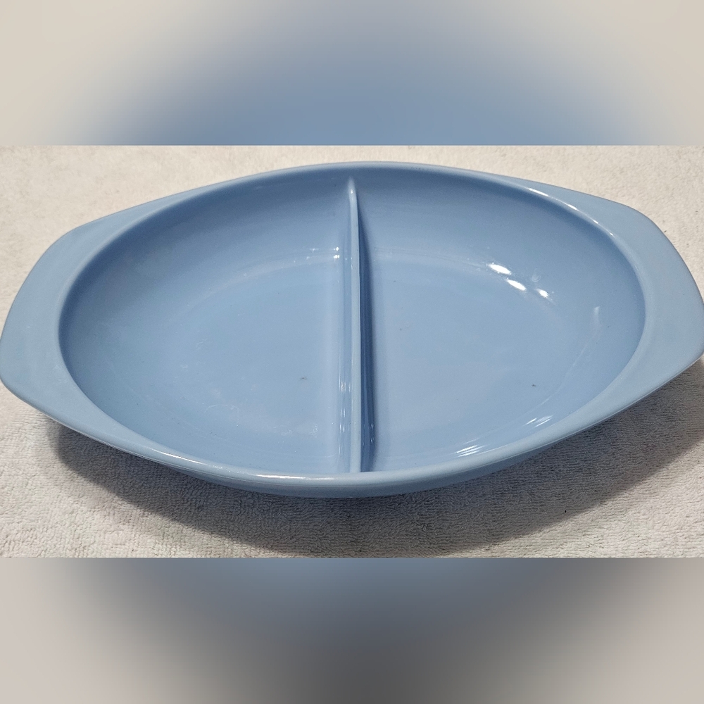 Pyrex Bluebelle "Delphite Blue" Divided Dish